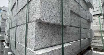 达州芝麻白路牙石 马路牙子