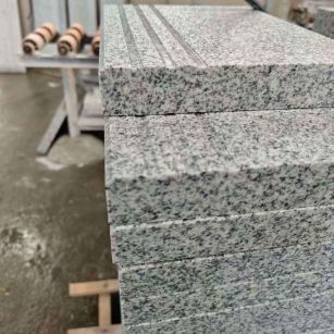 达州芝麻白楼梯踏步