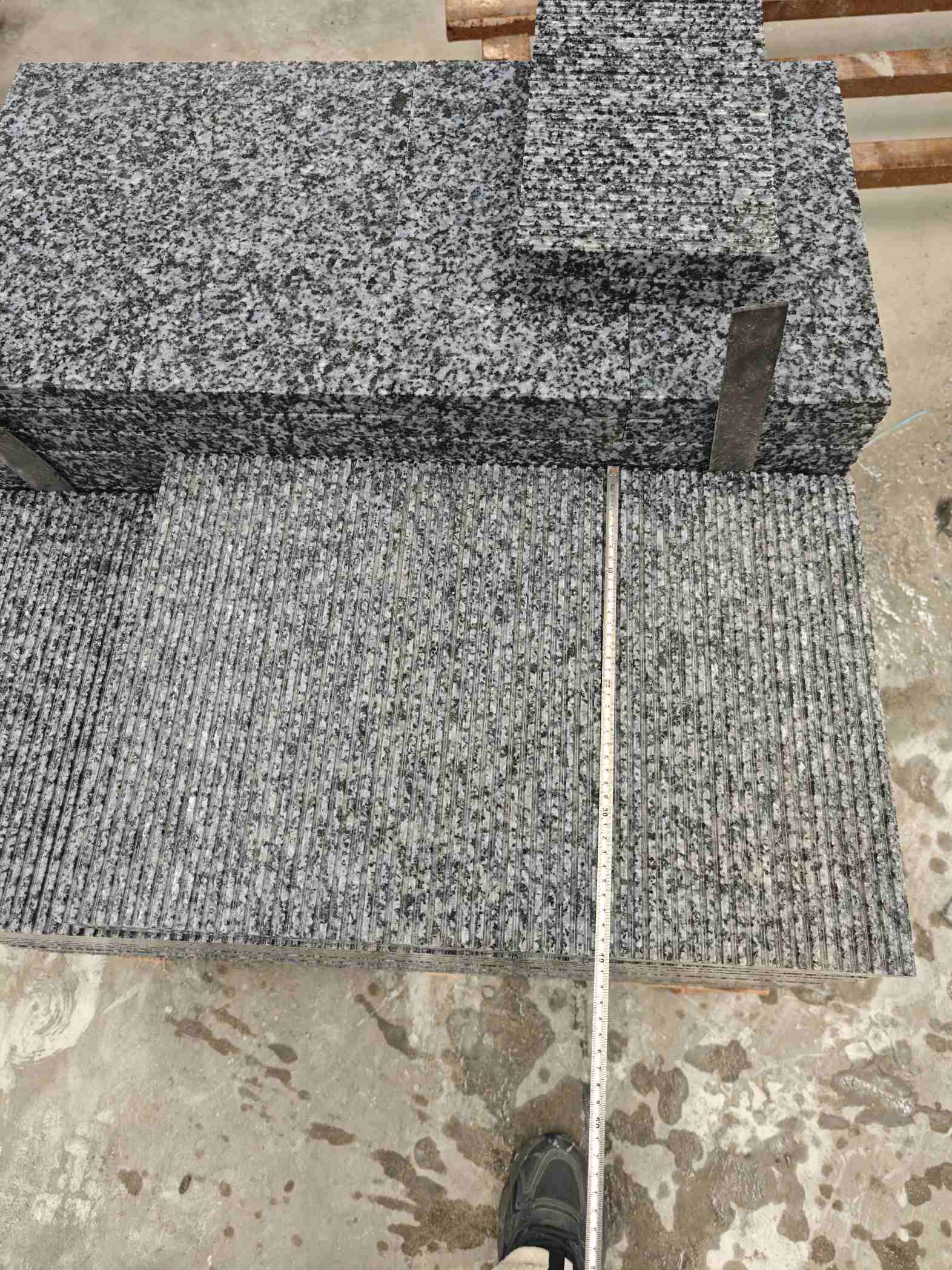 达州芝麻黑拉丝面