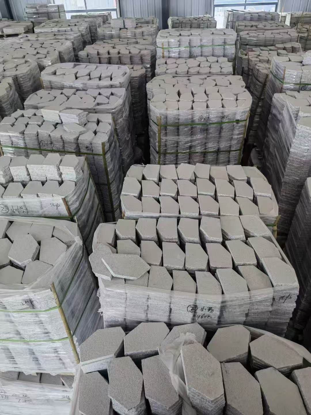 达州芝麻白石材冰裂纹，碎拼。