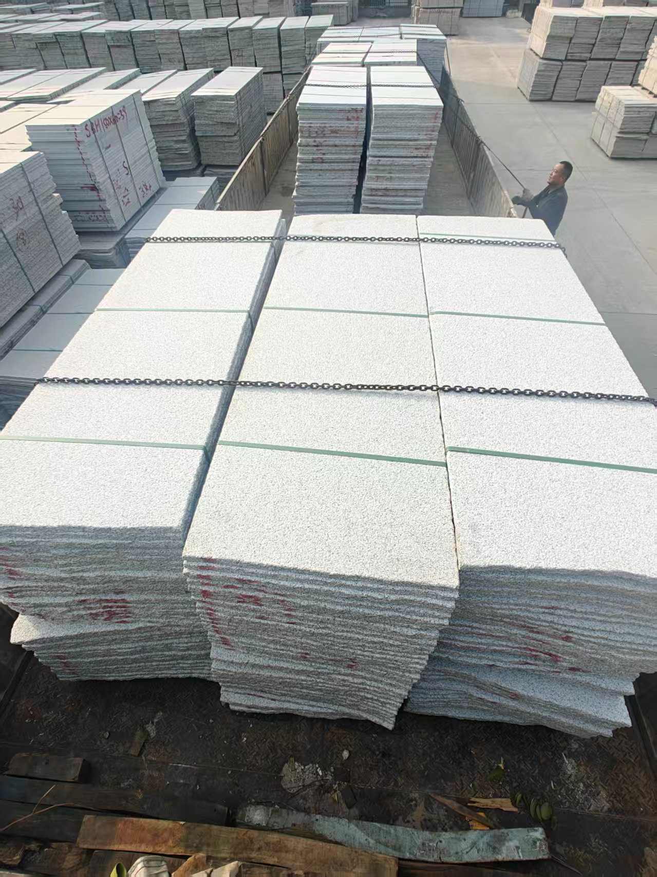 达州芝麻白毛板，石材毛板