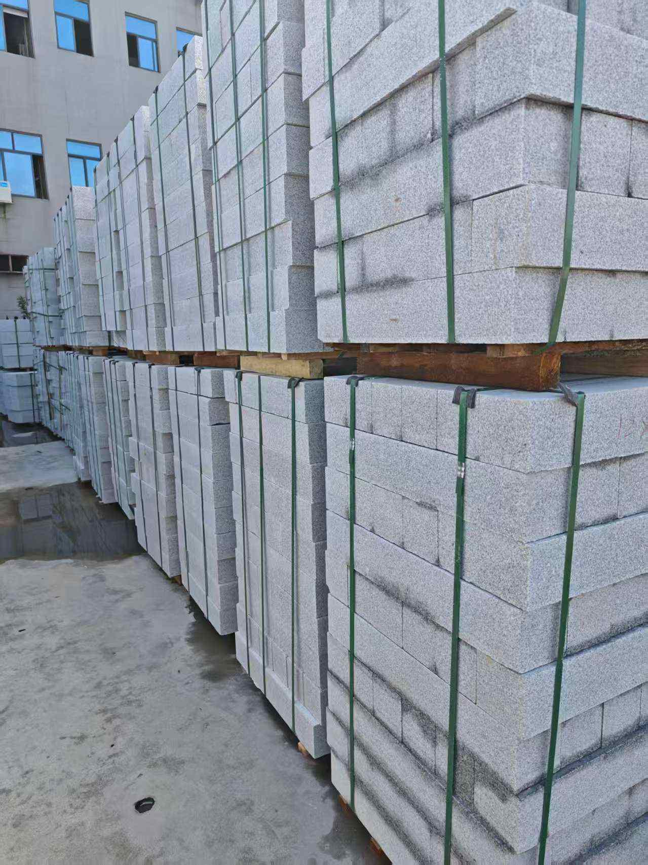 达州芝麻白路牙石，路侧石