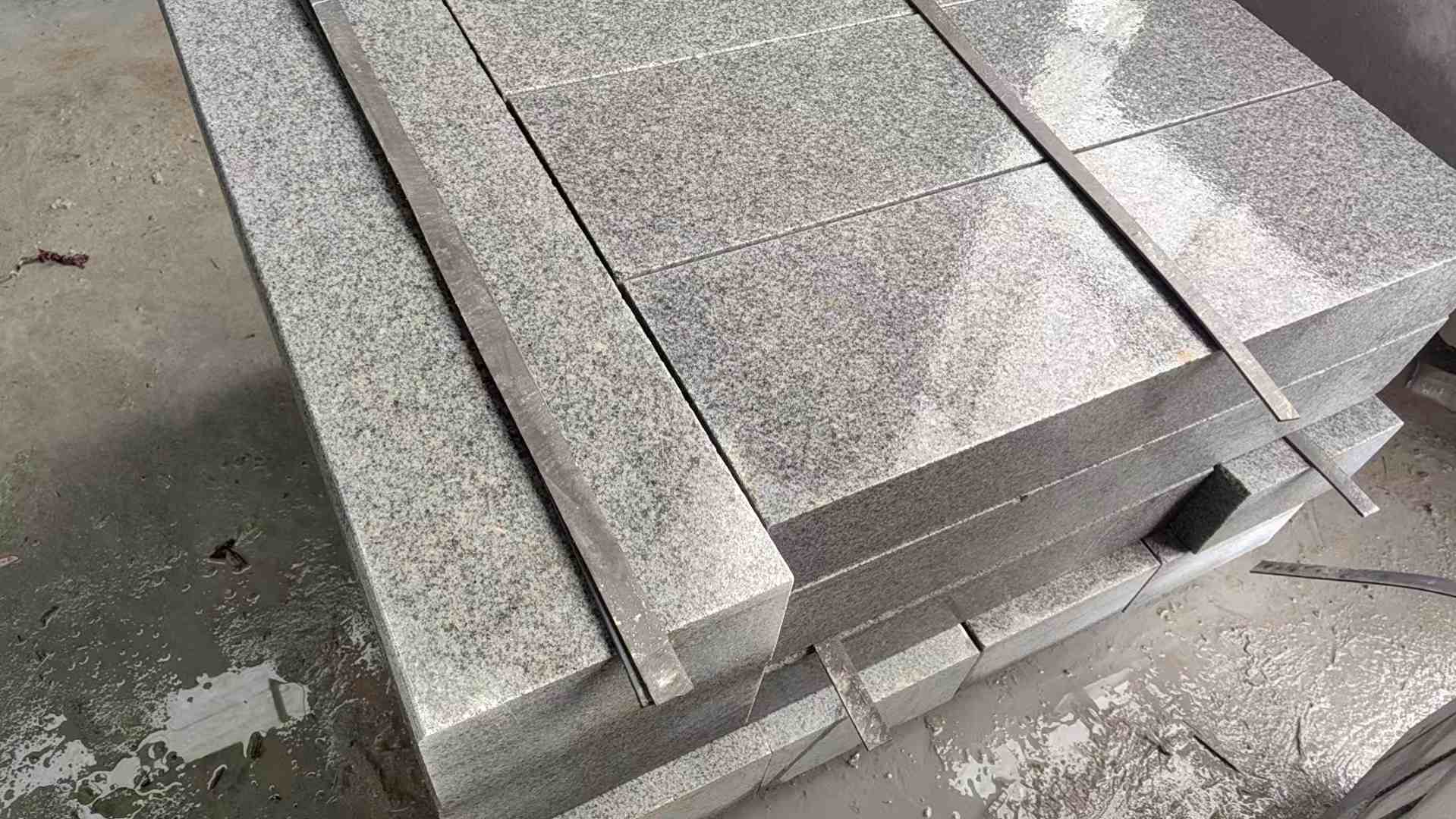 达州芝麻灰 芝麻白 路牙石 路侧石 马路牙子